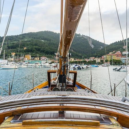 B&B Vela D'Epoca Parvati By Portido Porto Venere Exterior photo