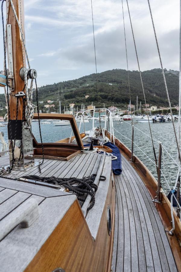 B&B Vela D'Epoca Parvati By Portido Porto Venere Exterior photo